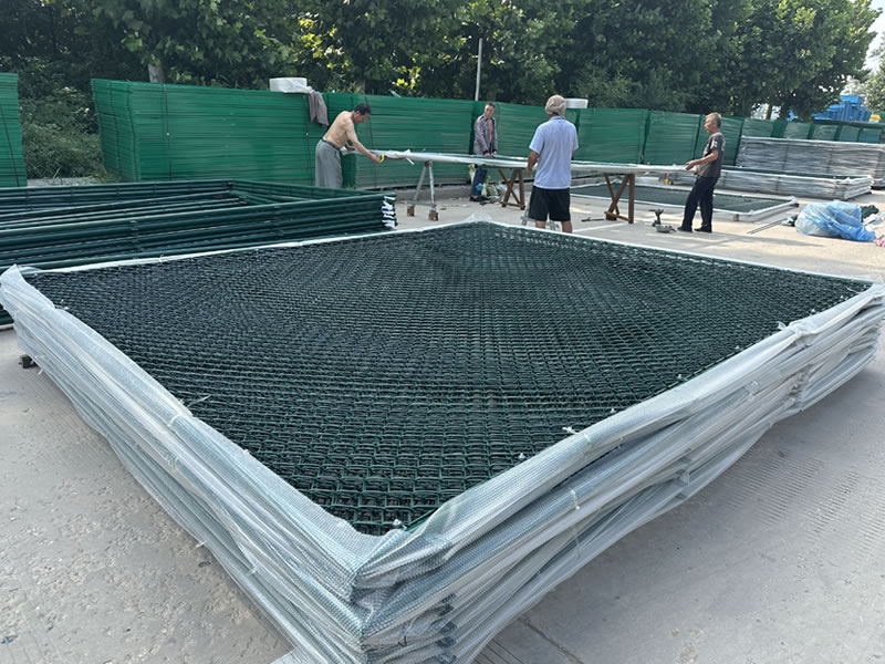 Chain Mesh Fence