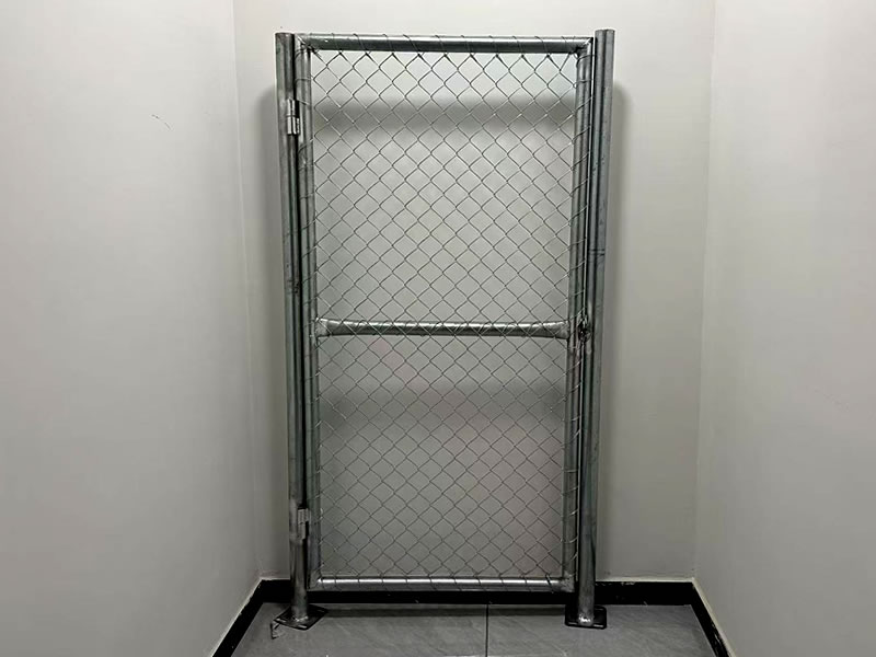 Chain Link Barrier