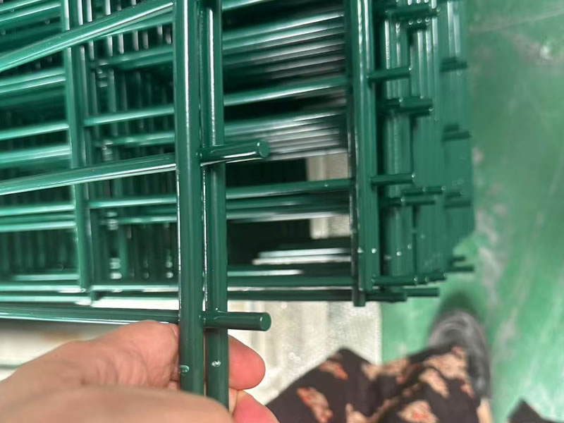 Double Wire Mesh Fence